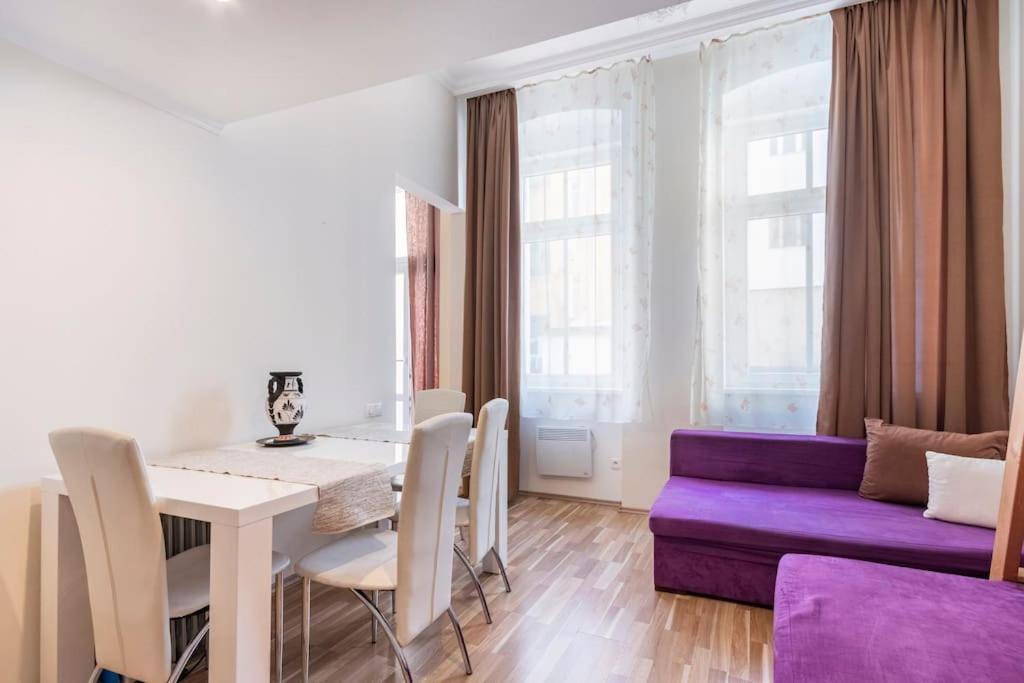 Apartment On Masaryka 39 Карлові Вари Екстер'єр фото